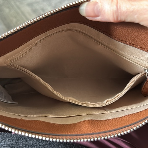 Chaps crossbody purse - Picture 4 of 5